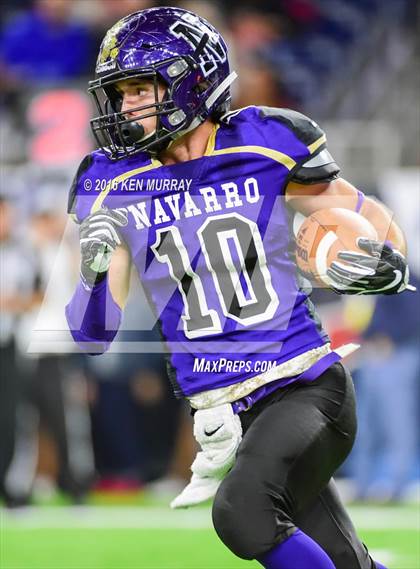 Thumbnail 1 in West Orange-Stark vs Navarro (UIL 4A Divison 2 Semifinal) photogallery.