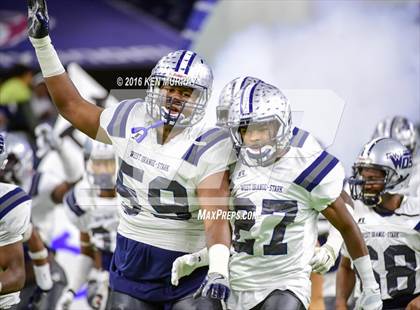 Thumbnail 2 in West Orange-Stark vs Navarro (UIL 4A Divison 2 Semifinal) photogallery.