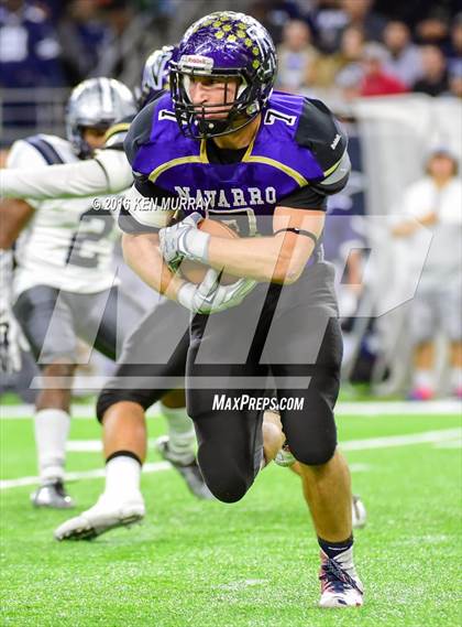 Thumbnail 1 in West Orange-Stark vs Navarro (UIL 4A Divison 2 Semifinal) photogallery.