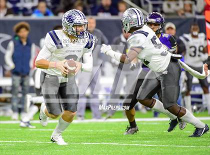 Thumbnail 2 in West Orange-Stark vs Navarro (UIL 4A Divison 2 Semifinal) photogallery.