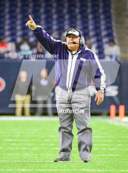 Thumbnail 3 in West Orange-Stark vs Navarro (UIL 4A Divison 2 Semifinal) photogallery.
