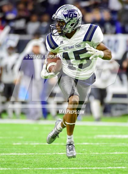 Thumbnail 3 in West Orange-Stark vs Navarro (UIL 4A Divison 2 Semifinal) photogallery.