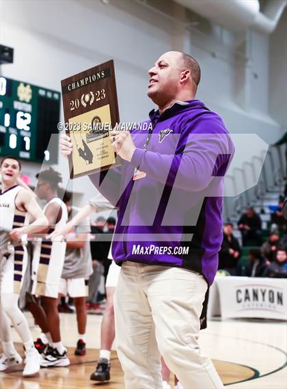 Thumbnail 2 in Valencia vs St. Bonaventure (CIF SS Division 4AA Championship) photogallery.