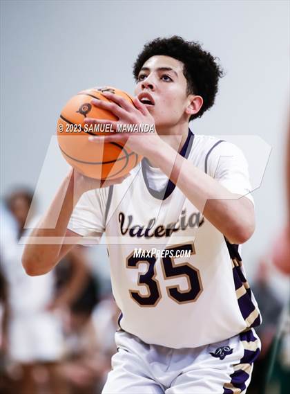 Thumbnail 1 in Valencia vs St. Bonaventure (CIF SS Division 4AA Championship) photogallery.
