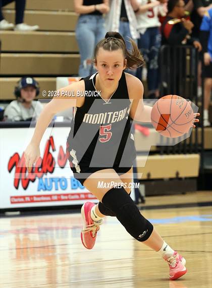 Thumbnail 3 in Moniteau vs Redbank Valley (District 9 2A Final) photogallery.