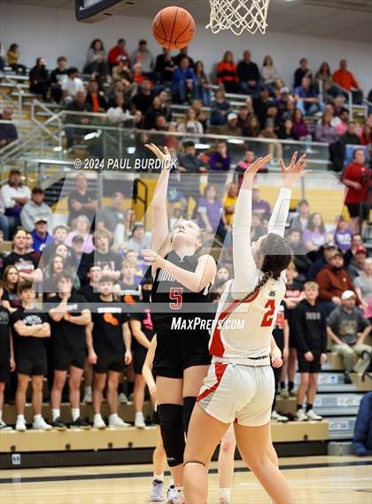Thumbnail 3 in Moniteau vs Redbank Valley (District 9 2A Final) photogallery.