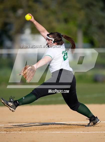 Thumbnail 1 in Carle Place vs East Rockaway (NYSPHSAA Section 8 Class B Semifinal) photogallery.