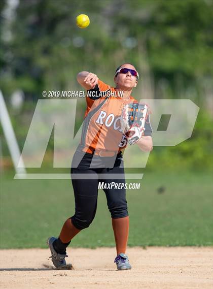 Thumbnail 3 in Carle Place vs East Rockaway (NYSPHSAA Section 8 Class B Semifinal) photogallery.