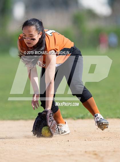 Thumbnail 1 in Carle Place vs East Rockaway (NYSPHSAA Section 8 Class B Semifinal) photogallery.