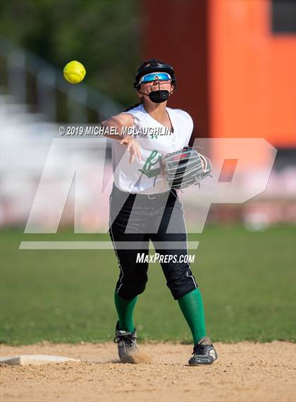 Thumbnail 1 in Carle Place vs East Rockaway (NYSPHSAA Section 8 Class B Semifinal) photogallery.