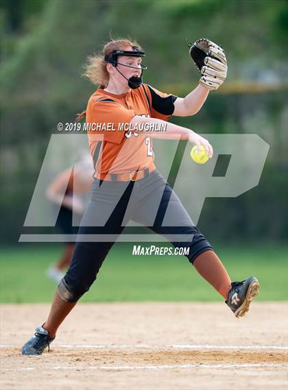 Thumbnail 2 in Carle Place vs East Rockaway (NYSPHSAA Section 8 Class B Semifinal) photogallery.