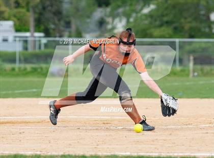 Thumbnail 1 in Carle Place vs East Rockaway (NYSPHSAA Section 8 Class B Semifinal) photogallery.