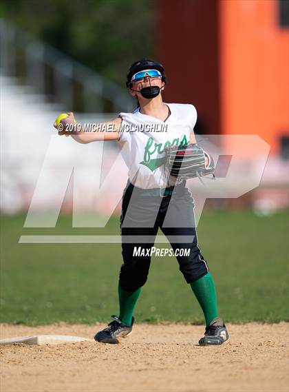 Thumbnail 3 in Carle Place vs East Rockaway (NYSPHSAA Section 8 Class B Semifinal) photogallery.