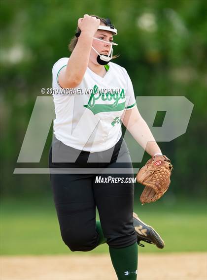 Thumbnail 2 in Carle Place vs East Rockaway (NYSPHSAA Section 8 Class B Semifinal) photogallery.