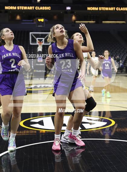 Thumbnail 1 in Rock Bridge vs Park Hill South (Norm Stewart Classic) photogallery.