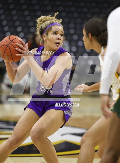 Thumbnail 1 in Rock Bridge vs Park Hill South (Norm Stewart Classic) photogallery.