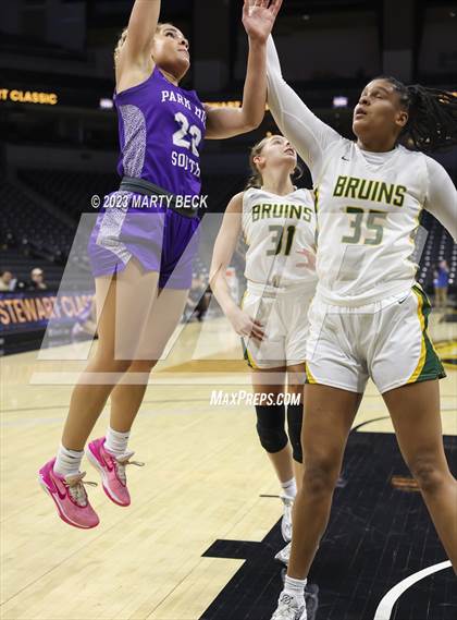 Thumbnail 1 in Rock Bridge vs Park Hill South (Norm Stewart Classic) photogallery.
