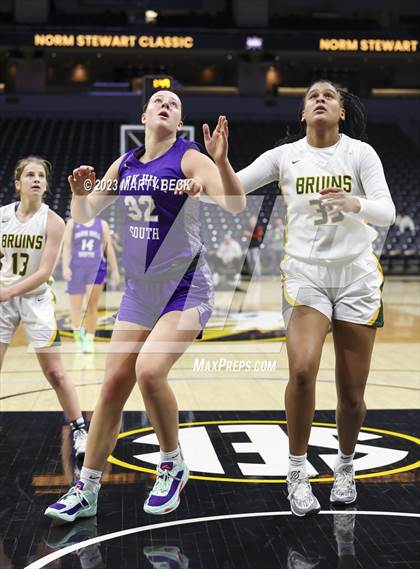 Thumbnail 3 in Rock Bridge vs Park Hill South (Norm Stewart Classic) photogallery.