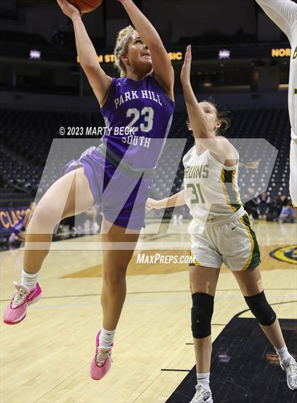 Thumbnail 2 in Rock Bridge vs Park Hill South (Norm Stewart Classic) photogallery.