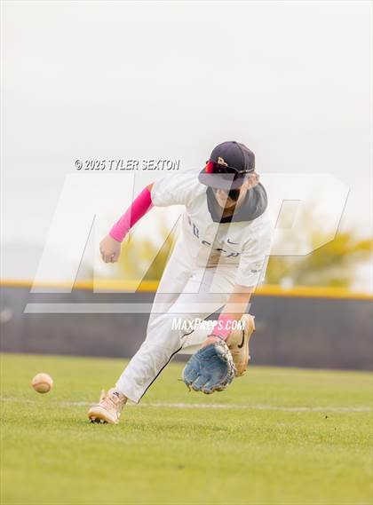 Thumbnail 3 in Tanque Verde @ Pusch Ridge Christian Academy photogallery.