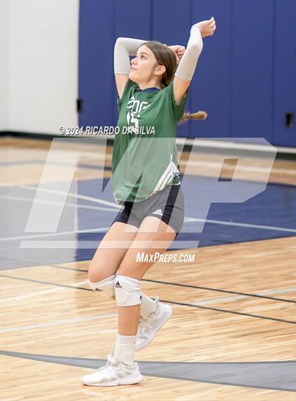 Thumbnail 3 in Cypress Ridge vs Paetow (Katy ISD Subvarsity Tournament) photogallery.