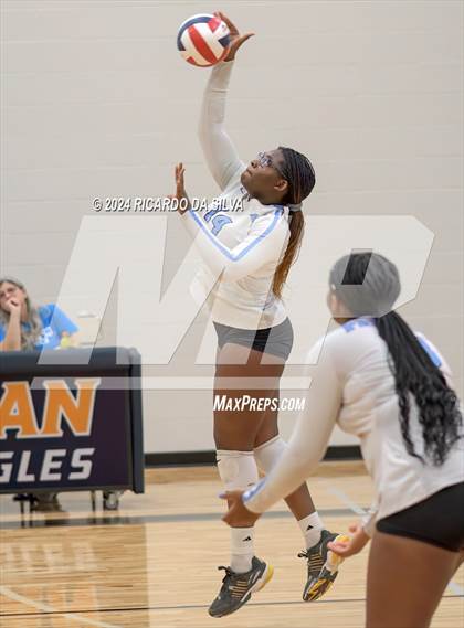 Thumbnail 3 in Cypress Ridge vs Paetow (Katy ISD Subvarsity Tournament) photogallery.