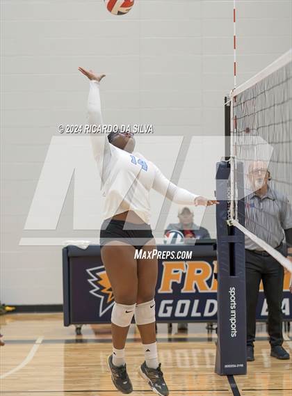 Thumbnail 3 in Cypress Ridge vs Paetow (Katy ISD Subvarsity Tournament) photogallery.
