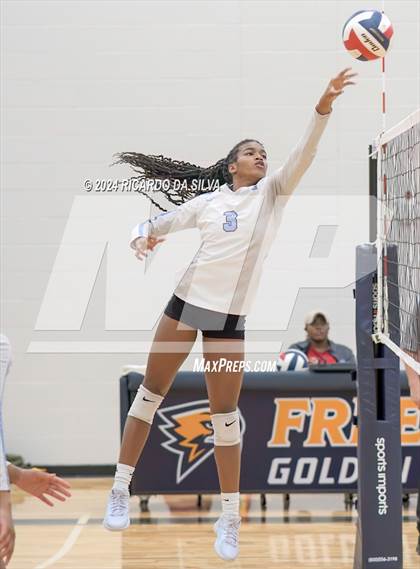 Thumbnail 2 in Cypress Ridge vs Paetow (Katy ISD Subvarsity Tournament) photogallery.