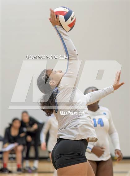Thumbnail 2 in Cypress Ridge vs Paetow (Katy ISD Subvarsity Tournament) photogallery.