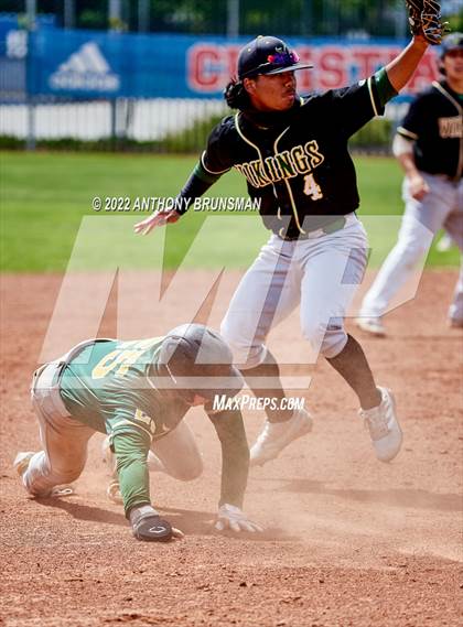 Thumbnail 1 in Kennedy vs Vanden (Christian Bros. Tournament) photogallery.