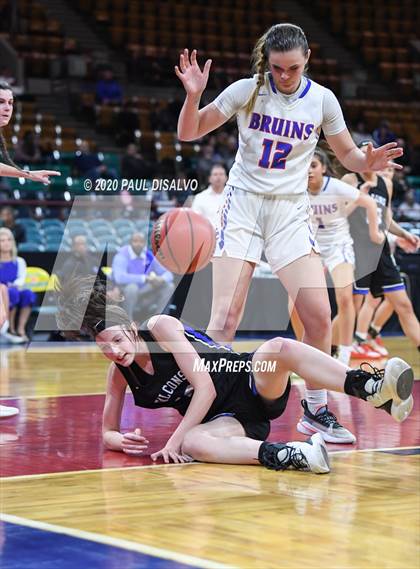 Thumbnail 3 in Highlands Ranch vs. Cherry Creek (CHSAA 5A Final Four) photogallery.