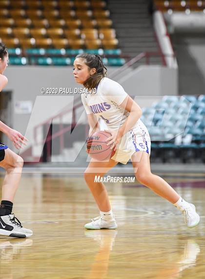 Thumbnail 1 in Highlands Ranch vs. Cherry Creek (CHSAA 5A Final Four) photogallery.
