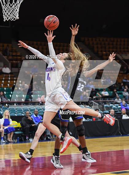 Thumbnail 2 in Highlands Ranch vs. Cherry Creek (CHSAA 5A Final Four) photogallery.