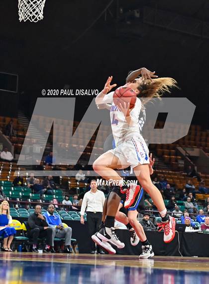 Thumbnail 2 in Highlands Ranch vs. Cherry Creek (CHSAA 5A Final Four) photogallery.