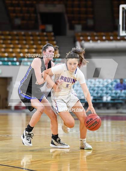 Thumbnail 1 in Highlands Ranch vs. Cherry Creek (CHSAA 5A Final Four) photogallery.