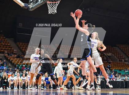Thumbnail 3 in Highlands Ranch vs. Cherry Creek (CHSAA 5A Final Four) photogallery.