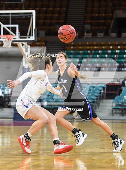 Thumbnail 3 in Highlands Ranch vs. Cherry Creek (CHSAA 5A Final Four) photogallery.