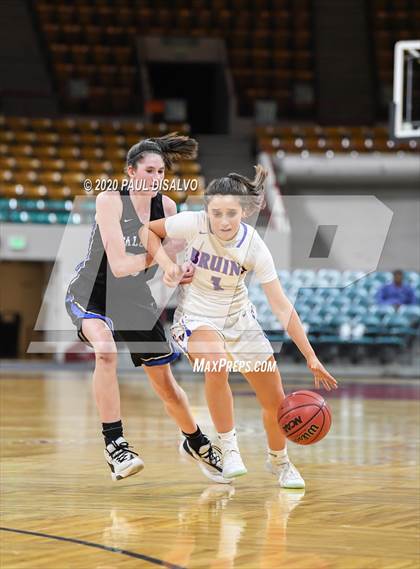 Thumbnail 2 in Highlands Ranch vs. Cherry Creek (CHSAA 5A Final Four) photogallery.