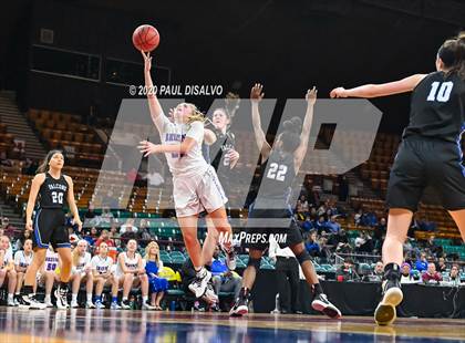 Thumbnail 2 in Highlands Ranch vs. Cherry Creek (CHSAA 5A Final Four) photogallery.