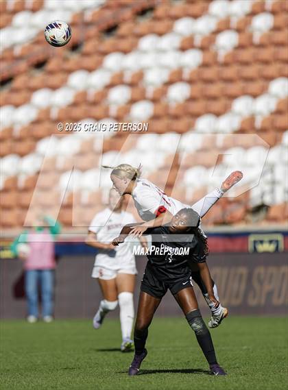 Thumbnail 2 in Bountiful vs. Olympus (UHSAA 5A Final) photogallery.