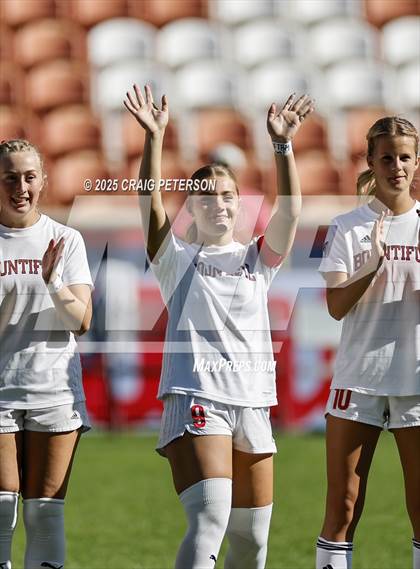 Thumbnail 3 in Bountiful vs. Olympus (UHSAA 5A Final) photogallery.