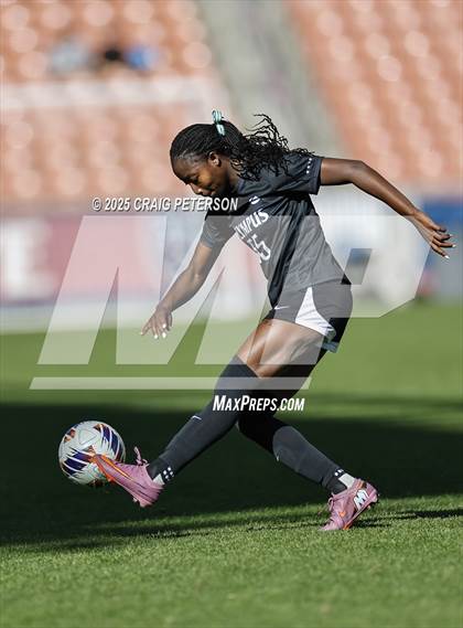 Thumbnail 3 in Bountiful vs. Olympus (UHSAA 5A Final) photogallery.