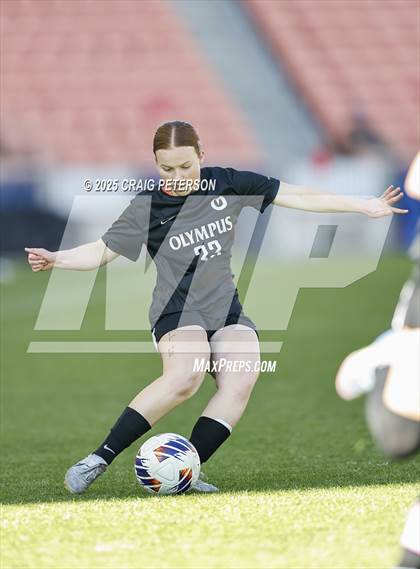 Thumbnail 2 in Bountiful vs. Olympus (UHSAA 5A Final) photogallery.