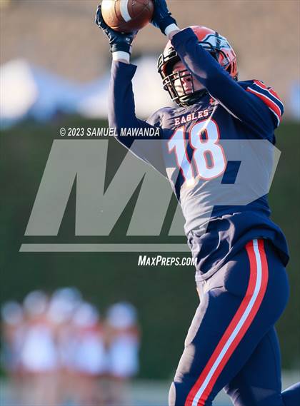 Thumbnail 2 in   Loyola @ Chaminade photogallery.