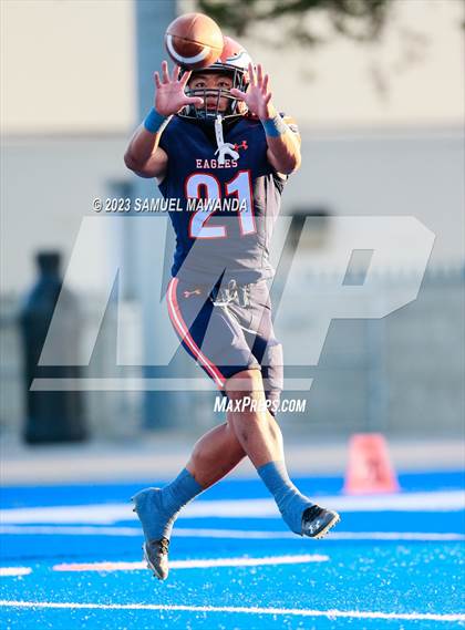 Thumbnail 3 in   Loyola @ Chaminade photogallery.