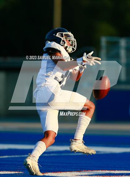Thumbnail 2 in   Loyola @ Chaminade photogallery.