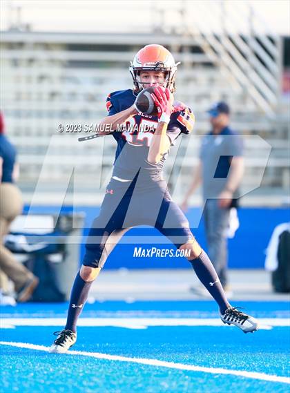 Thumbnail 3 in   Loyola @ Chaminade photogallery.