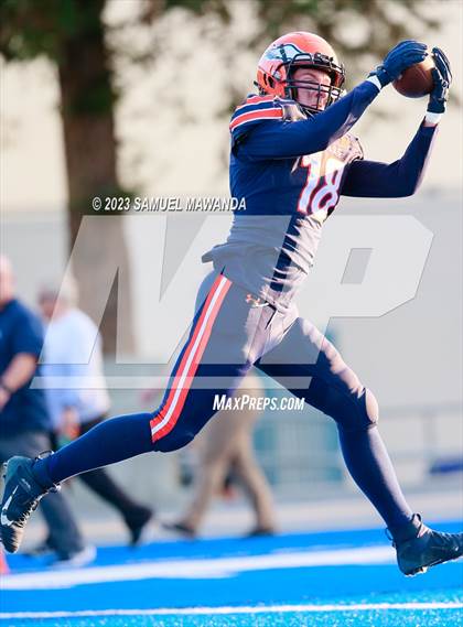 Thumbnail 3 in   Loyola @ Chaminade photogallery.