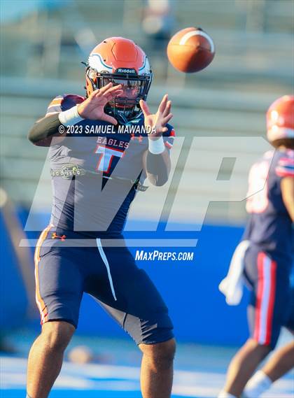Thumbnail 3 in   Loyola @ Chaminade photogallery.