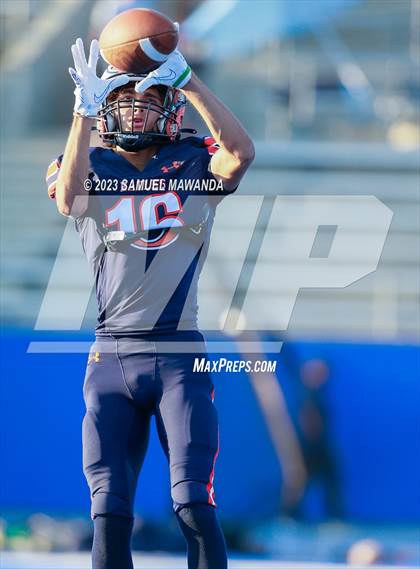 Thumbnail 3 in   Loyola @ Chaminade photogallery.